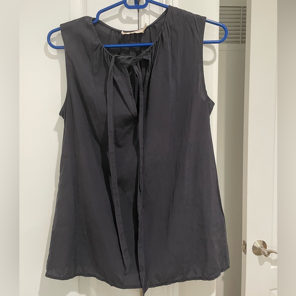 Tory Burch Navy Silk Sleeveless Top. Used but in great condition.